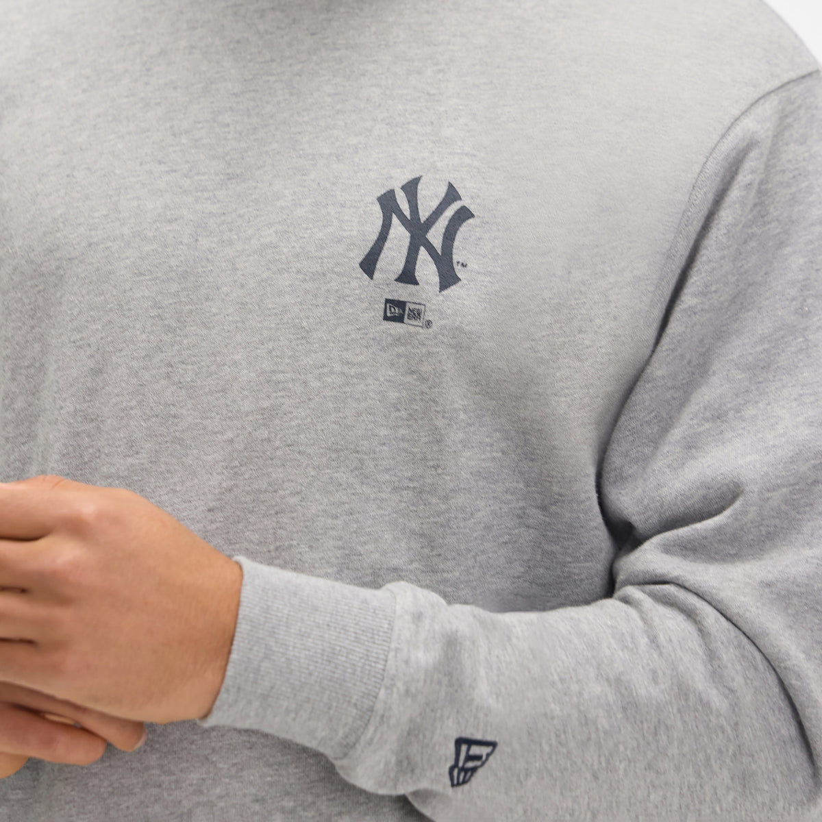 New York Yankees Relaxed Heather Gray Crewneck
