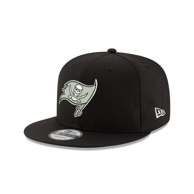 Tampa Bay Buccaneers Black and White 9FIFTY Snapback Hat